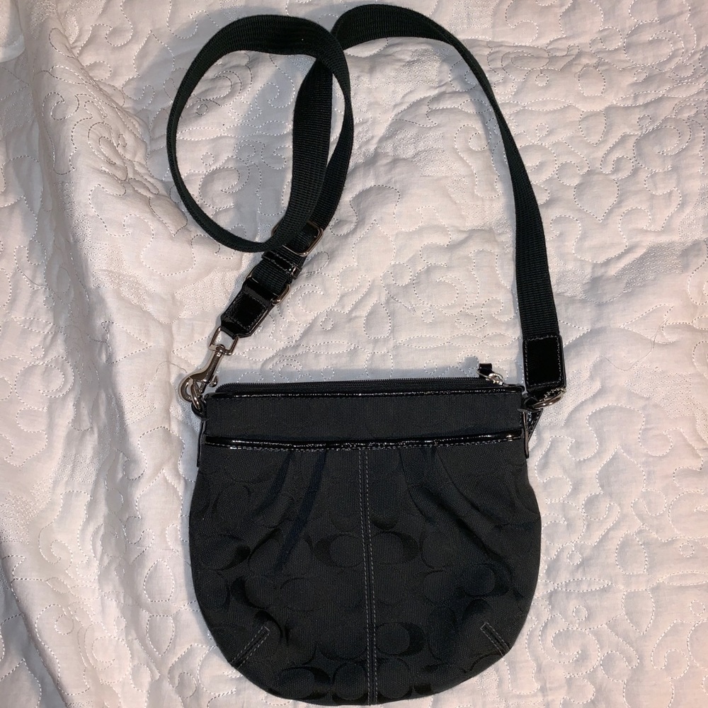 Coach signature crossbody